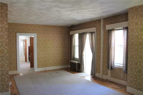 1 Cherry St, Warren, RI 02885 photo 14