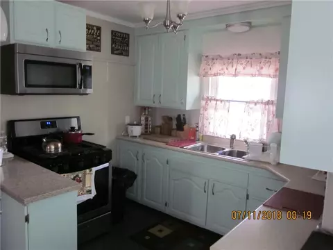 103 Avenue B, Woonsocket, RI 02895 photo 9