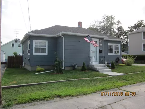 103 Avenue B, Woonsocket, RI 02895 photo 2