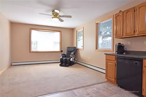 245 Dodge St, Warwick, RI 02886 photo 20