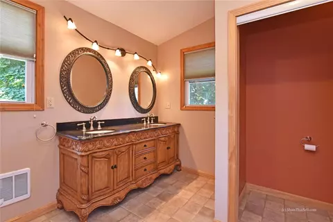 245 Dodge St, Warwick, RI 02886 photo 26