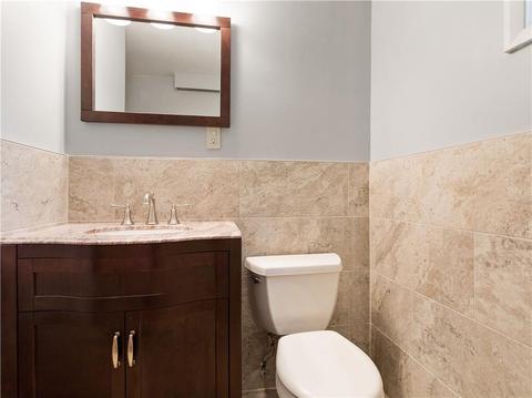 74 Maple Ln, Bristol, RI 02809 photo 15