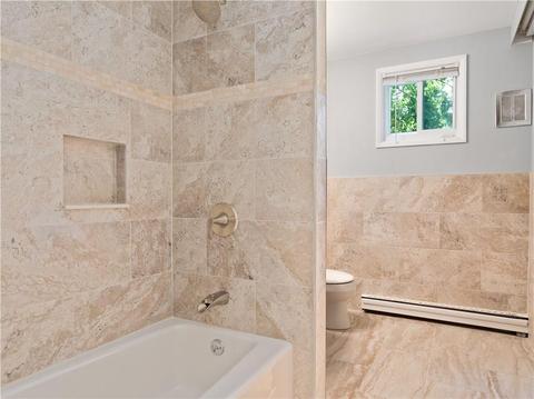 74 Maple Ln, Bristol, RI 02809 photo 17