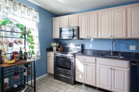 9 Monk Rd, Warwick, RI 02889 photo 10