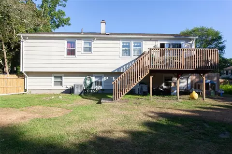 9 Monk Rd, Warwick, RI 02889 photo 4