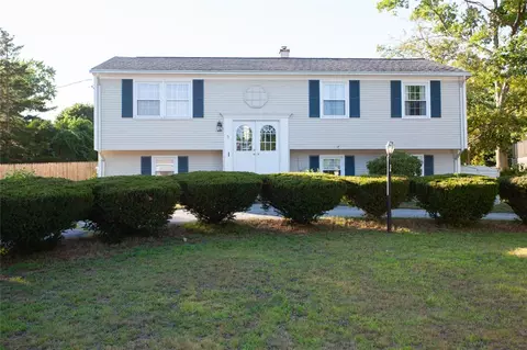 9 Monk Rd, Warwick, RI 02889 photo 1