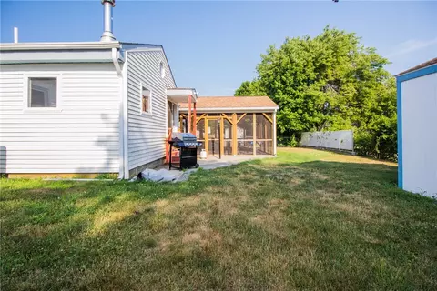 224 Marshall Rd, Woonsocket, RI 02895 photo 27