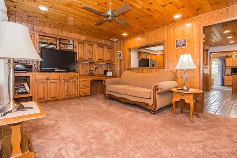 224 Marshall Rd, Woonsocket, RI 02895 photo 4