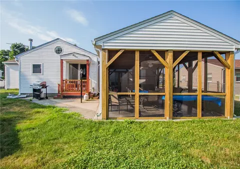 224 Marshall Rd, Woonsocket, RI 02895 photo 32