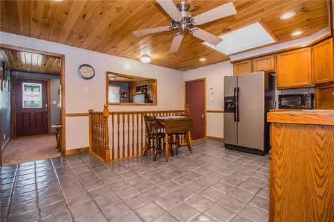 224 Marshall Rd, Woonsocket, RI 02895 photo 9