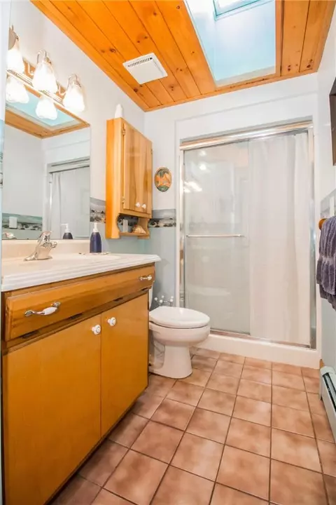 224 Marshall Rd, Woonsocket, RI 02895 photo 16