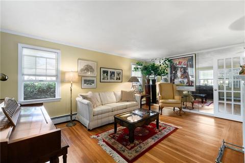 99 Stubtoe Dr, Warwick, RI 02886 photo 11