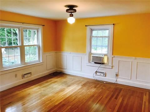 235 Becker Ave, Riverside, RI 02915 photo 9
