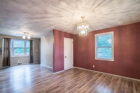 148 Lloyd Ave, Warwick, RI 02889 photo 5