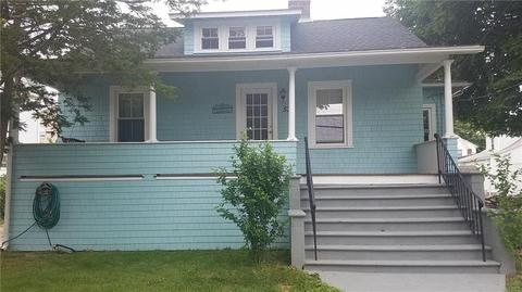 53 Cross St, Westerly, RI 02891 photo 1