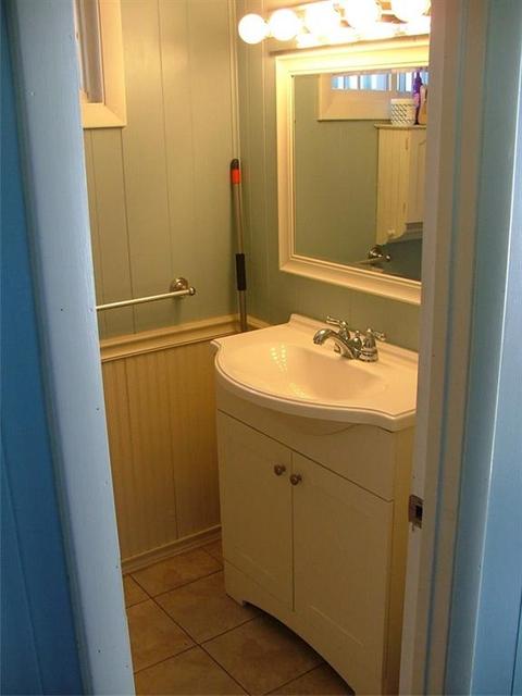 43 Bellevue Ave, Warwick, RI 02888 photo 14