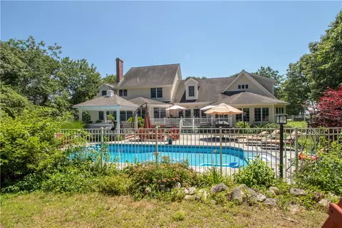 238 Shore Rd, Westerly, RI 02891 photo 4