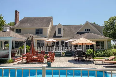 238 Shore Rd, Westerly, RI 02891 photo 3
