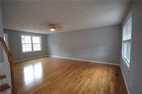 161 Lydia Ave, Woonsocket, RI 02895 photo 3