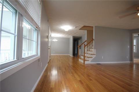 161 Lydia Ave, Woonsocket, RI 02895 photo 5