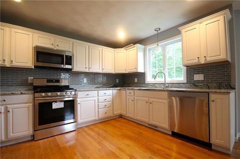 161 Lydia Ave, Woonsocket, RI 02895 photo 2