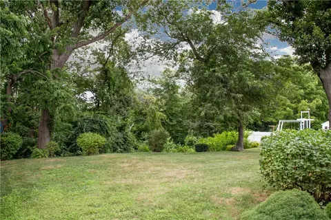 327 Hoxsie Ave, Warwick, RI 02889 photo 24