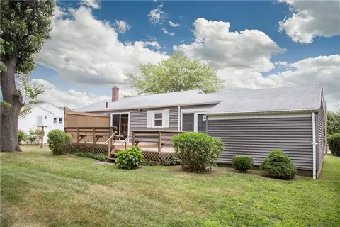 327 Hoxsie Ave, Warwick, RI 02889 photo 21