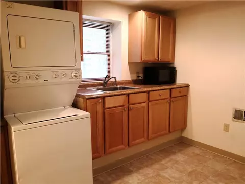 91 Eastgate Dr, Warwick, RI 02886 photo 9