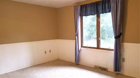 91 Eastgate Dr, Warwick, RI 02886 photo 6