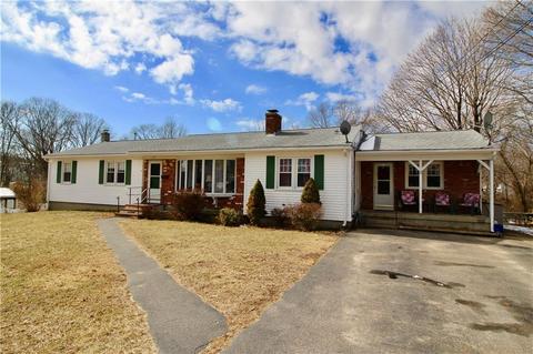 3 Mohegan Trl, Westerly, RI 02891 photo 1