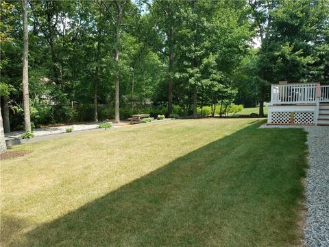 5 Conifer Ct, Coventry, RI 02816 photo 4