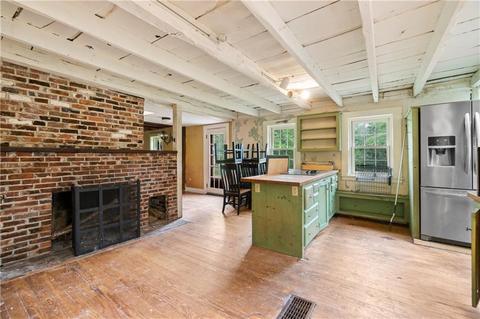 82 E Killingly Rd, Foster, RI 02825 photo 19
