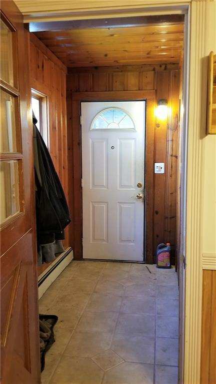 27 Barton St, Woonsocket, RI 02895 photo 5