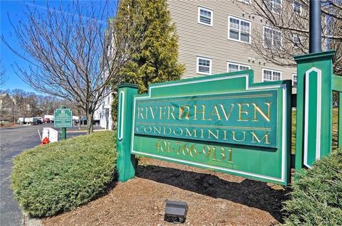 98 Mill St #203, Woonsocket, RI 02895 photo 1