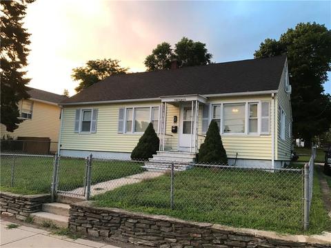 790 Elm St, Woonsocket, RI 02895 photo 1