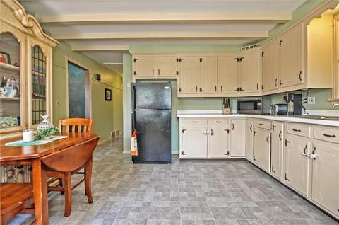 4 Arthur Ave, Warren, RI 02885 photo 1