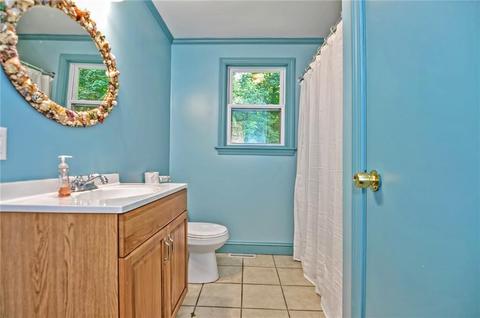 4 Arthur Ave, Warren, RI 02885 photo 15
