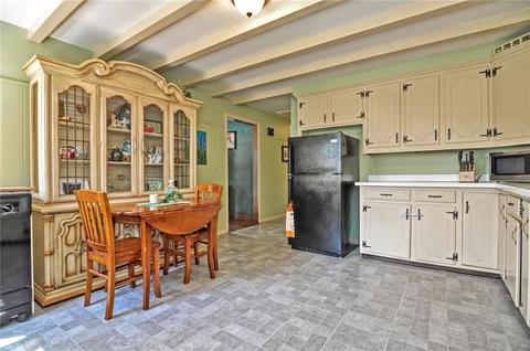 4 Arthur Ave, Warren, RI 02885 photo 3