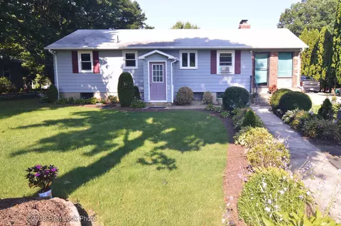 78 Black Plain Rd, Exeter, RI 02822 photo 3