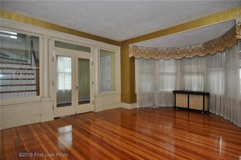 662 Park Ave, Woonsocket, RI 02895 photo 17