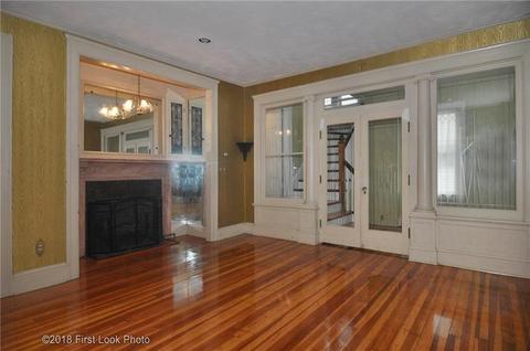 662 Park Ave, Woonsocket, RI 02895 photo 18