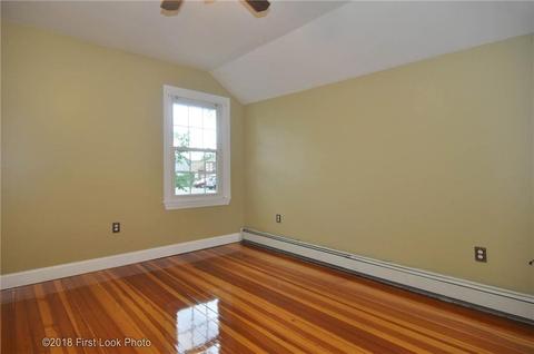 662 Park Ave, Woonsocket, RI 02895 photo 20