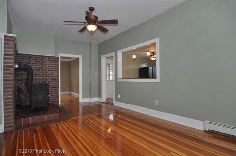 662 Park Ave, Woonsocket, RI 02895 photo 9