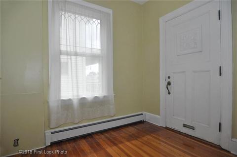 662 Park Ave, Woonsocket, RI 02895 photo 7