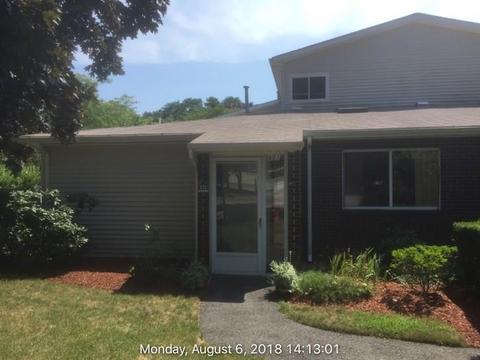 851 Halifax Dr, Warwick, RI 02886 photo 2
