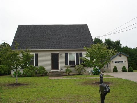 2 Blue Sky Dr, Westerly, RI 02891 photo 1