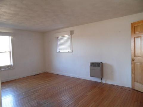 2 Blue Sky Dr, Westerly, RI 02891 photo 8