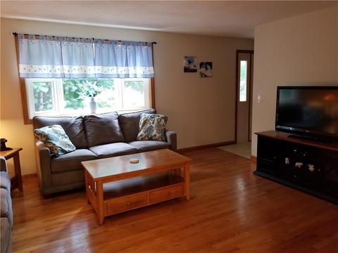12 Clover Dr, Coventry, RI 02816 photo 8