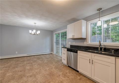 79 Warren Ave, Woonsocket, RI 02895 photo 5
