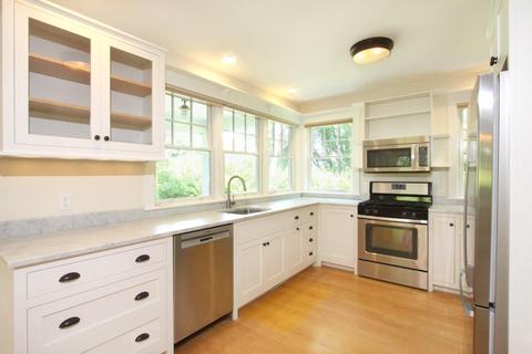 18 W Main Rd, Little Compton, RI 02837 photo 3